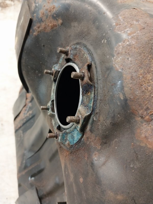 Бак топливный