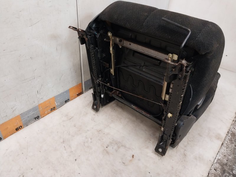 Сиденье переднее правое