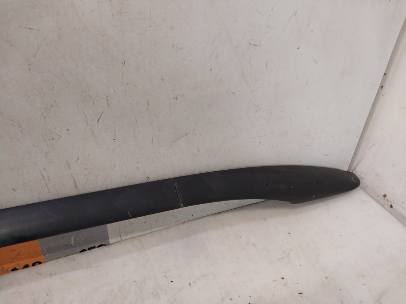 Рейлинг (релинг) левый (планка на крышу)