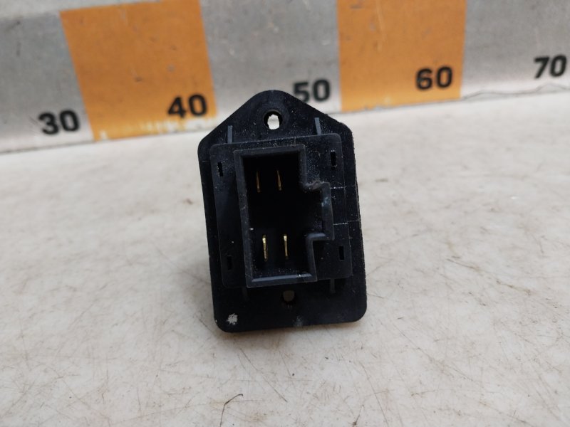 Резистор отопителя