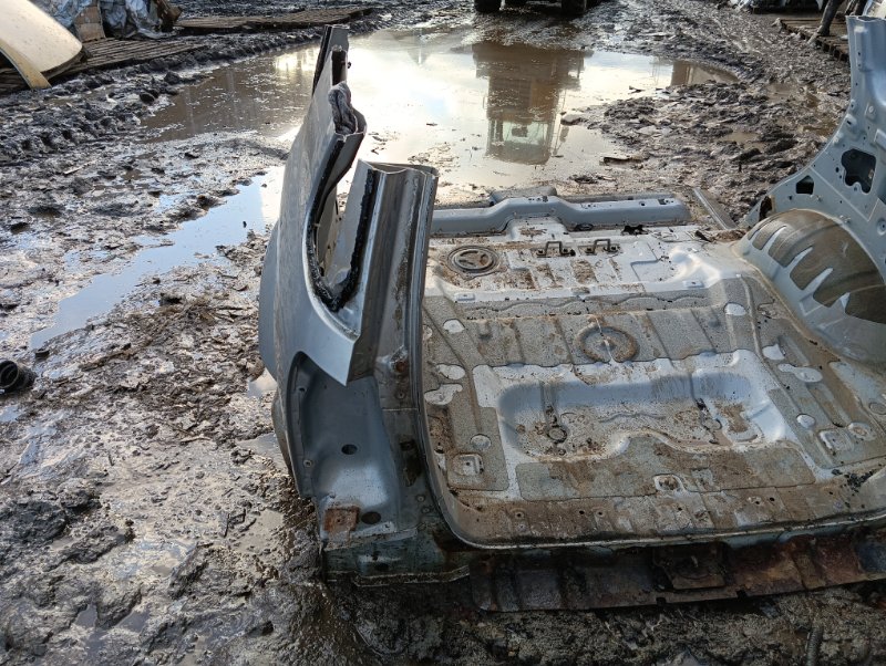 Кузовной элемент