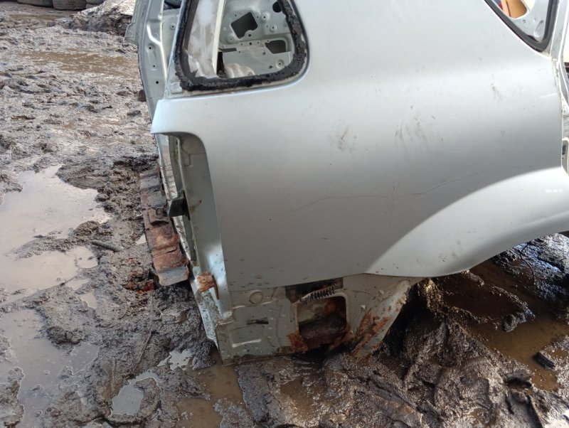 Кузовной элемент