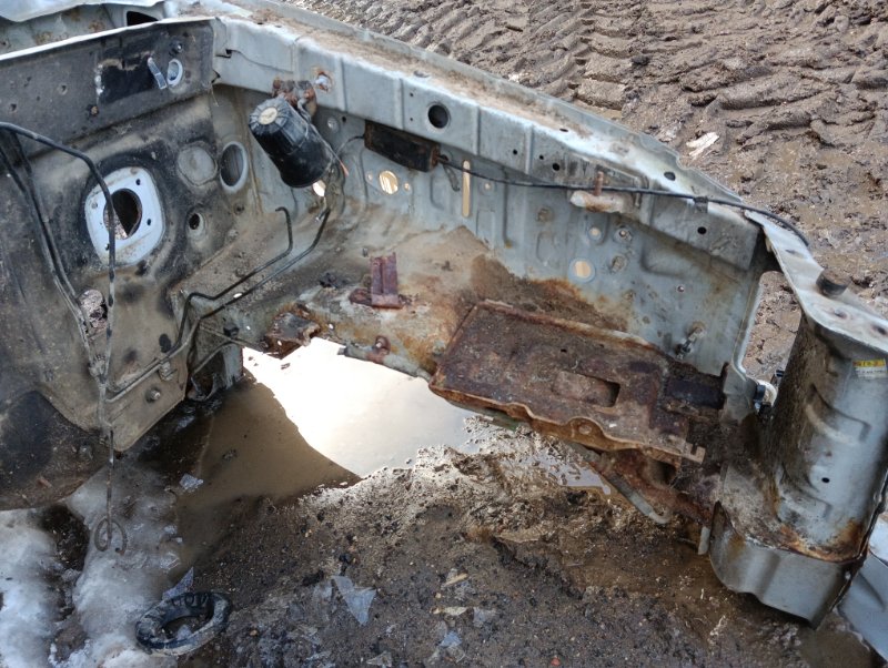 Лонжерон передний левый