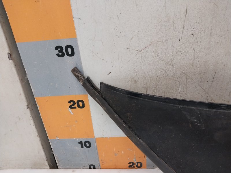 Решетка стеклоочистителей (Жабо)