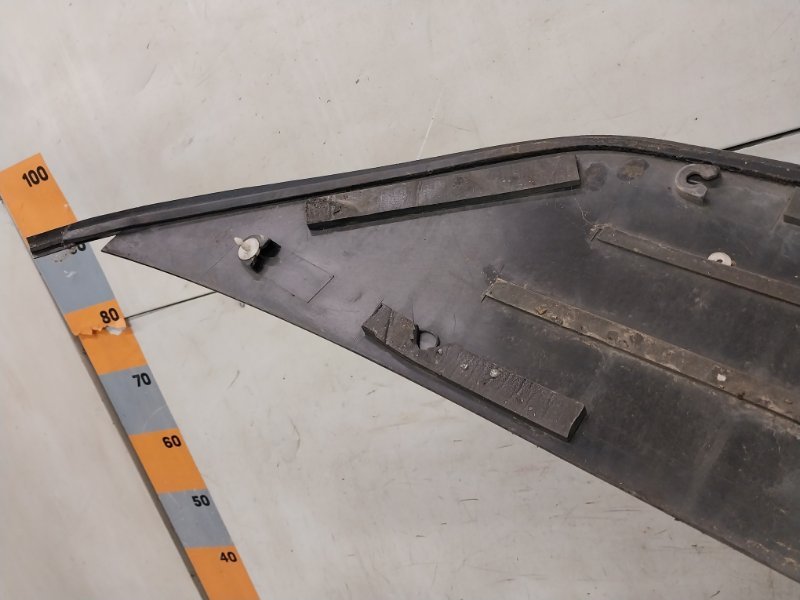 Решетка стеклоочистителей (Жабо)