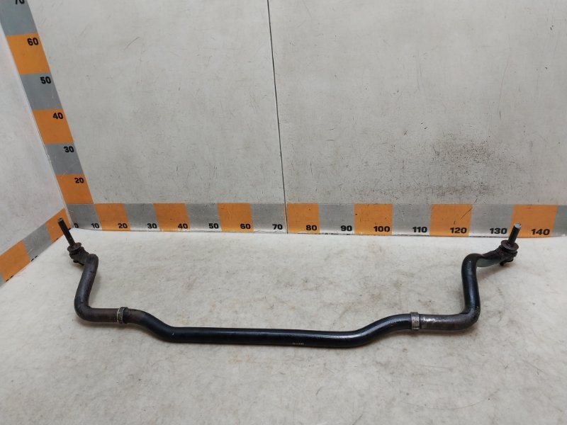 Стабилизатор передний