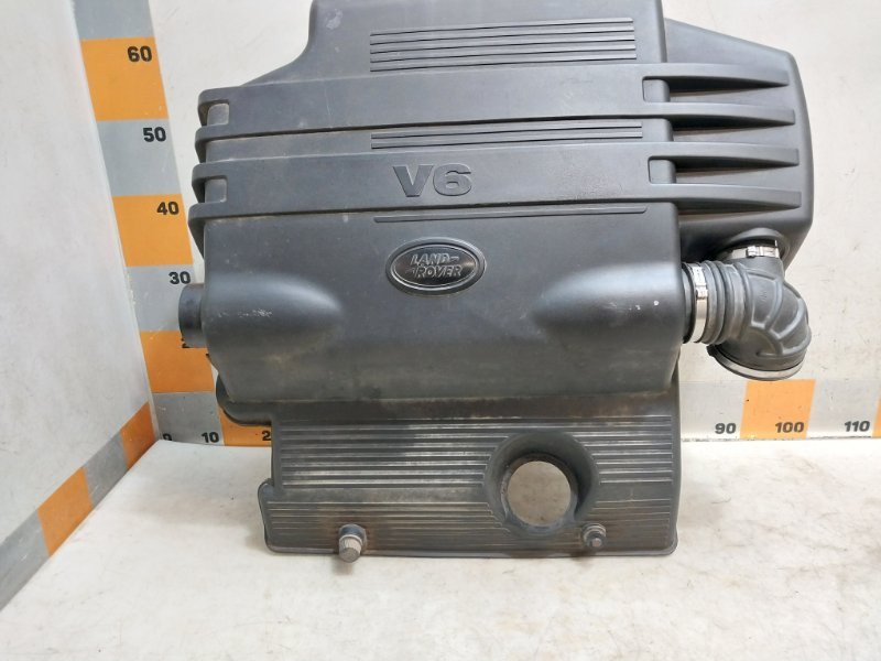 Крышка двигателя