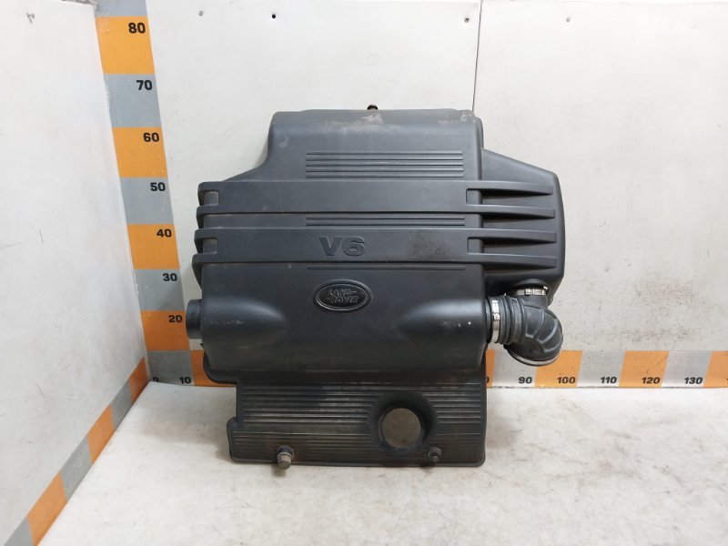 Крышка двигателя