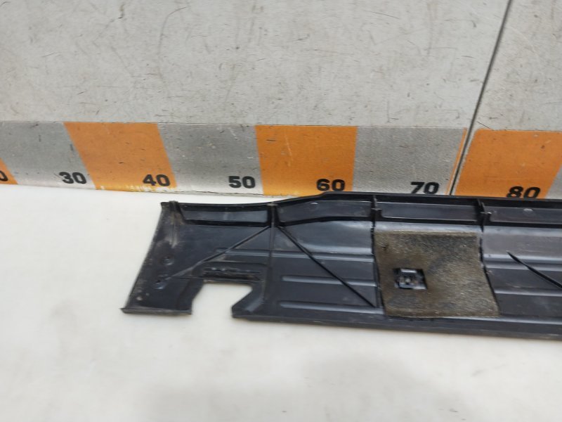 Обшивка багажника