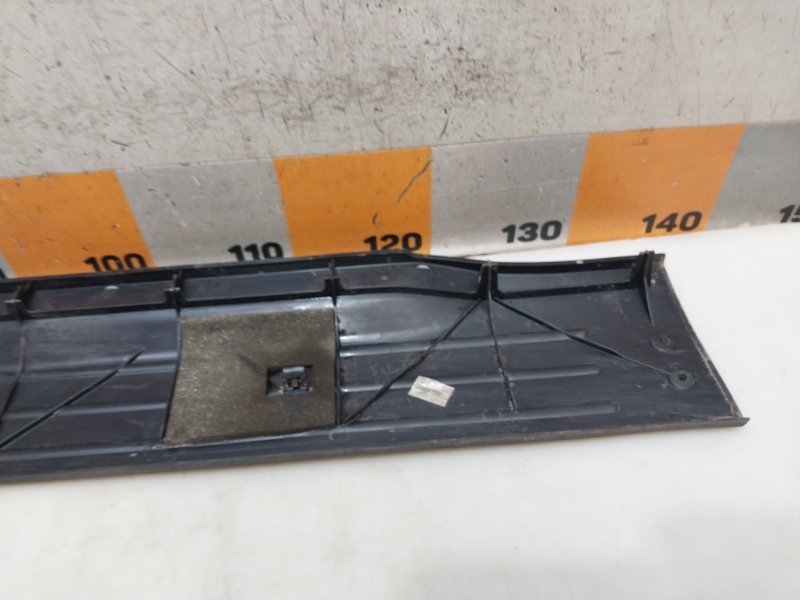 Обшивка багажника