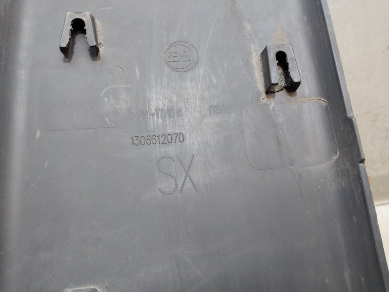 Накладка (кузов наружные)