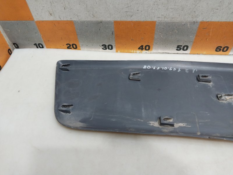 Накладка (кузов наружные)