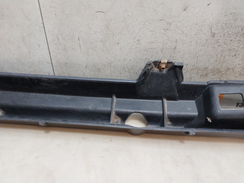 Усилитель заднего бампера