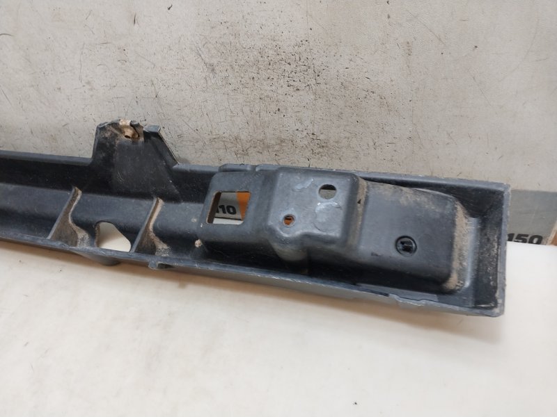 Усилитель заднего бампера