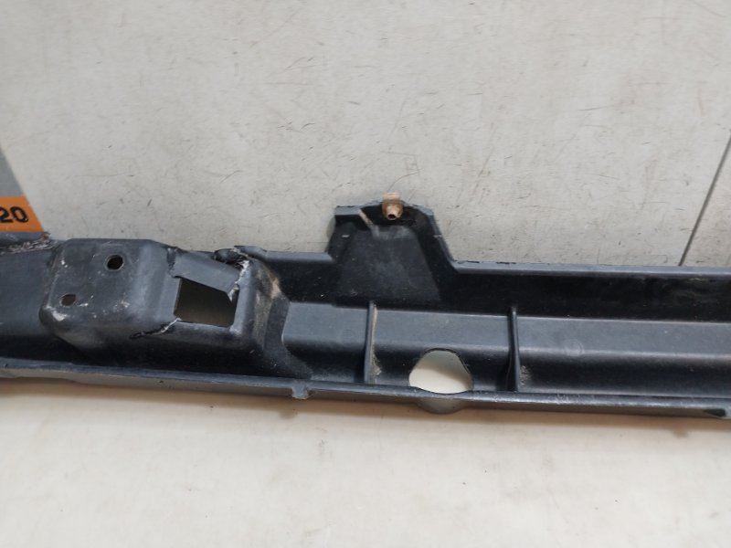 Усилитель заднего бампера