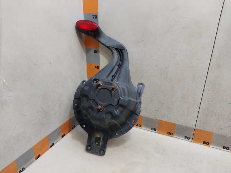 Кронштейн крепления запасного колеса