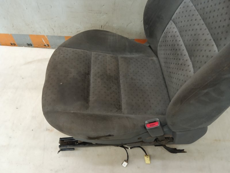 Сиденье переднее правое