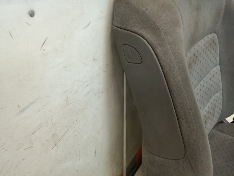 Сиденье переднее правое