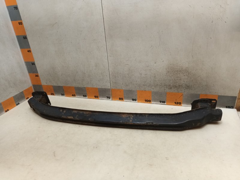 Усилитель заднего бампера