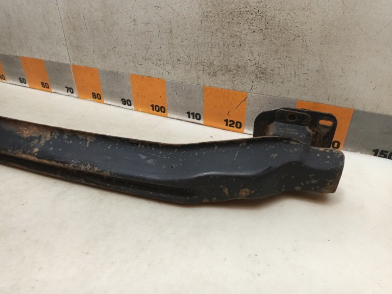 Усилитель заднего бампера