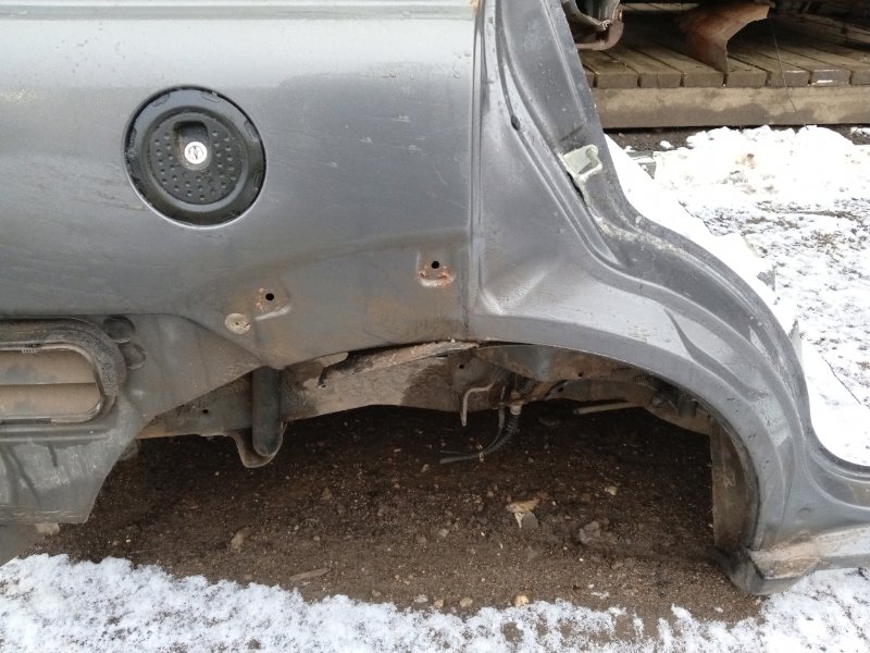 Крыло заднее правое