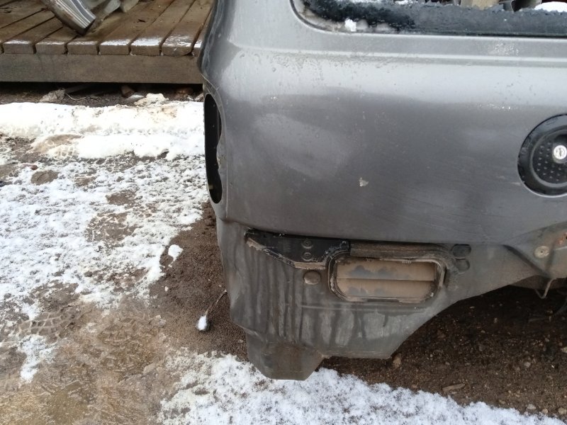 Крыло заднее правое