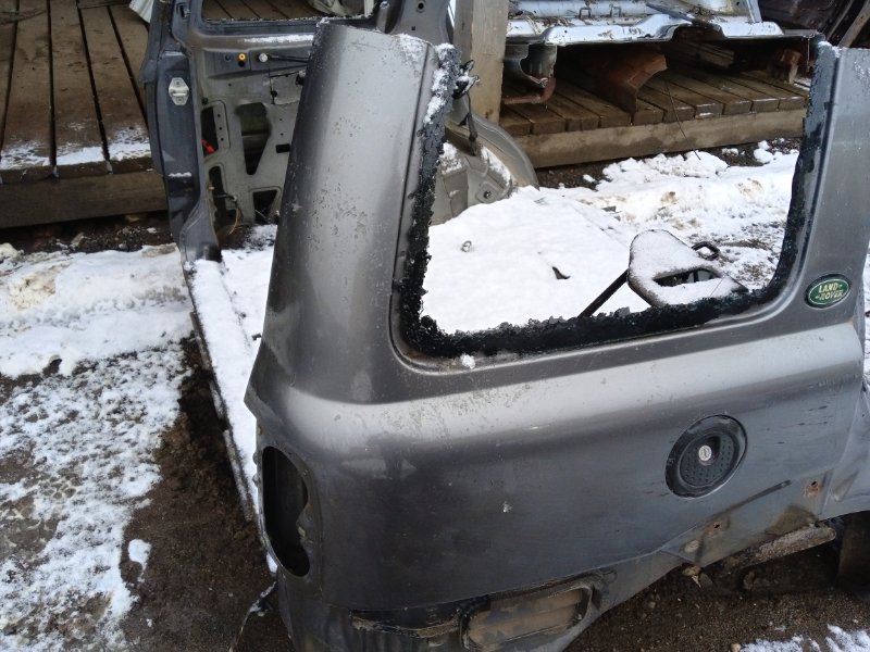 Крыло заднее правое