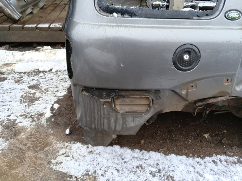 Крыло заднее правое