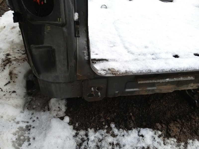 Крыло заднее левое