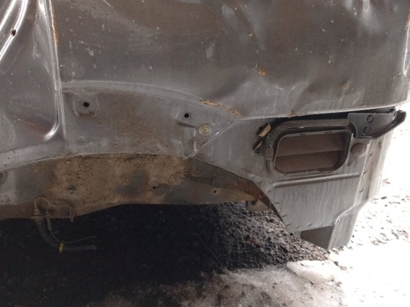 Крыло заднее левое