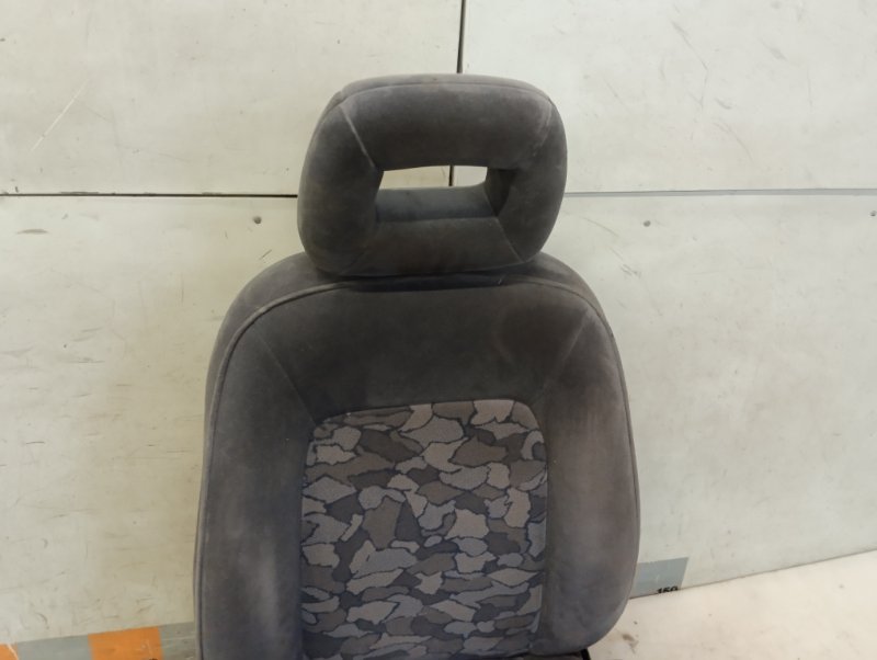 Сиденье переднее правое