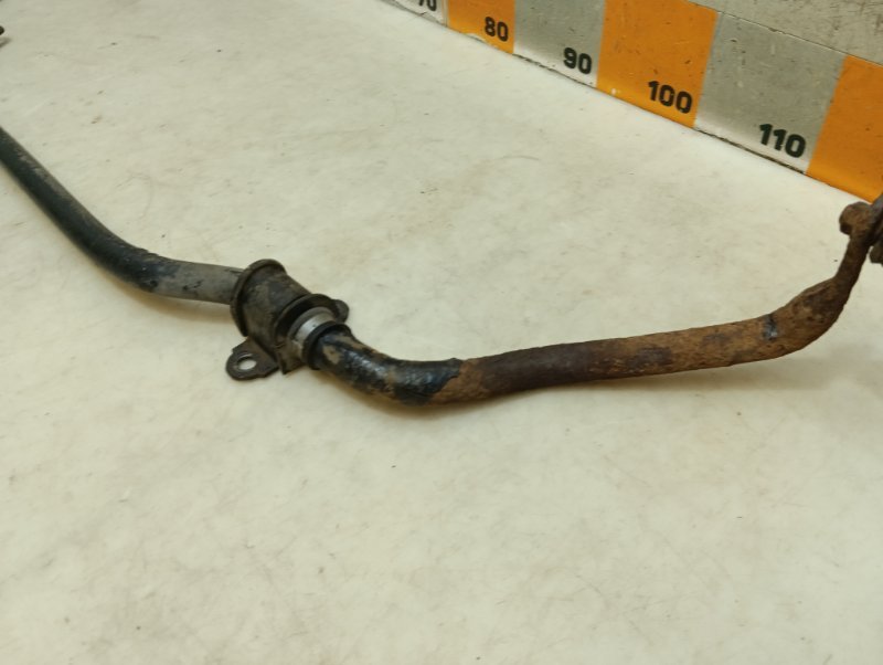 Стабилизатор передний