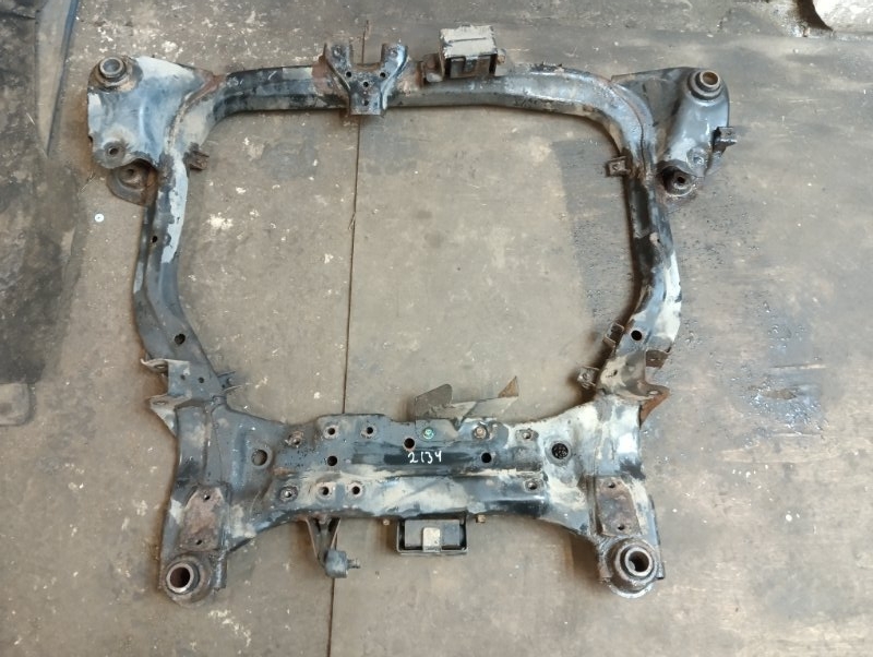 Балка подмоторная