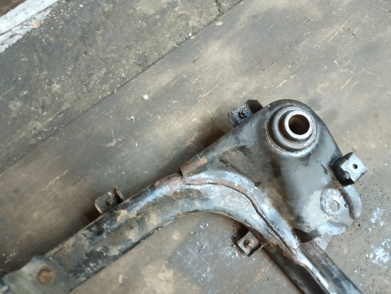 Балка подмоторная