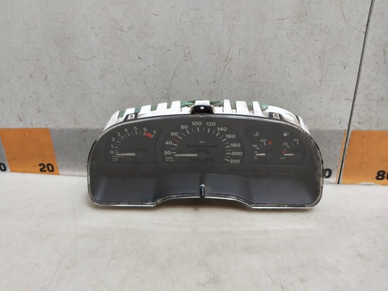 Панель приборов