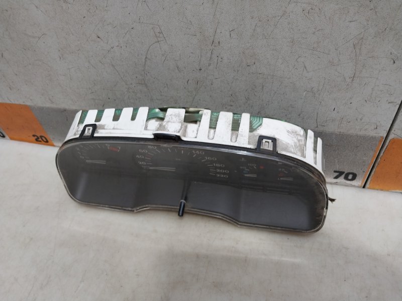 Панель приборов