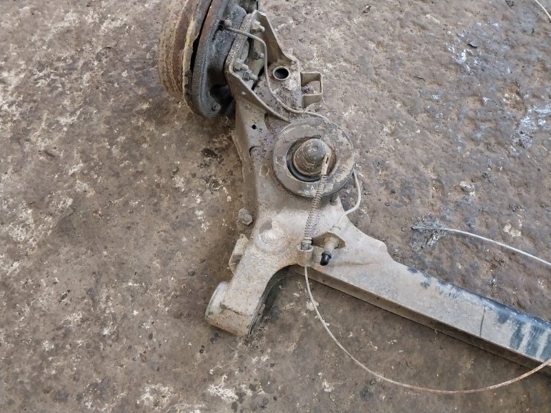 Балка задняя