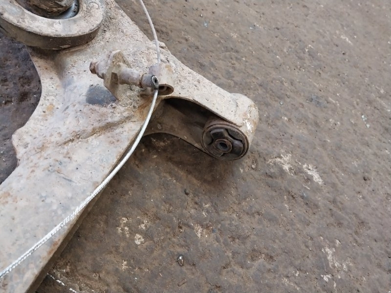 Балка задняя