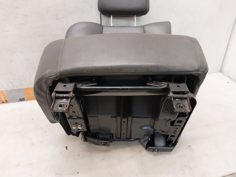 Сиденье салонное