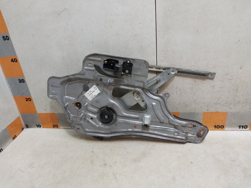 Стеклоподъемник электр. передний правый