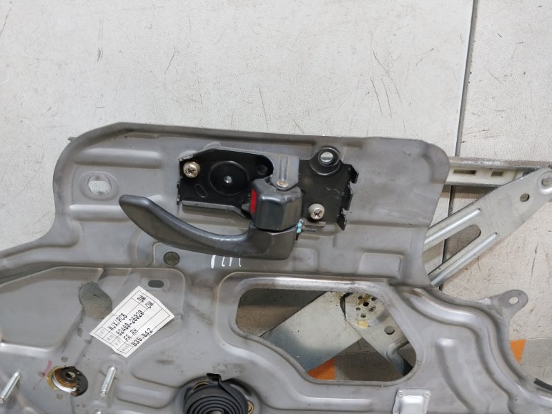 Стеклоподъемник электр. передний правый