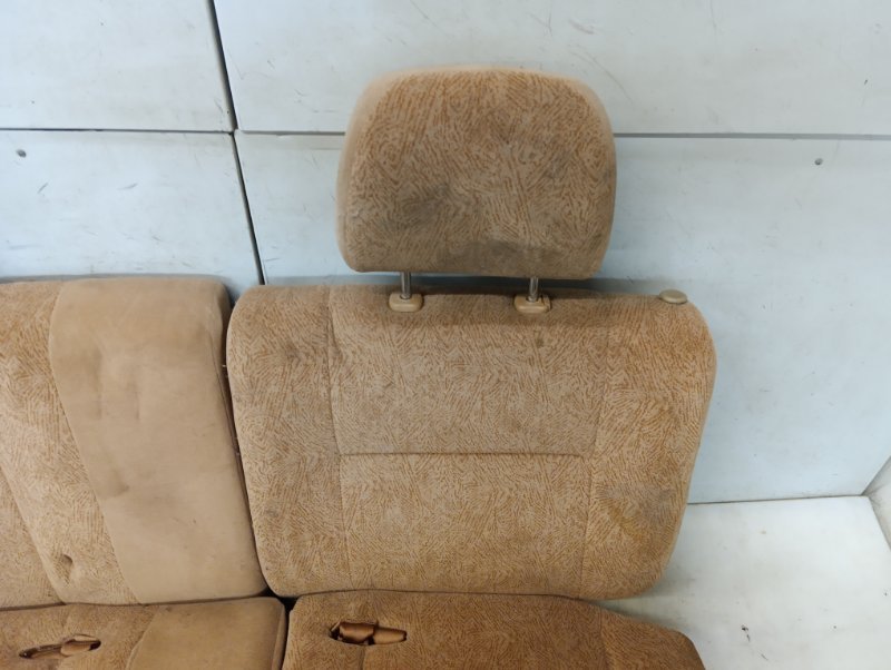 Сиденье салонное