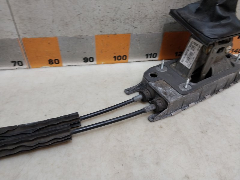 Кулиса МКПП / АКПП