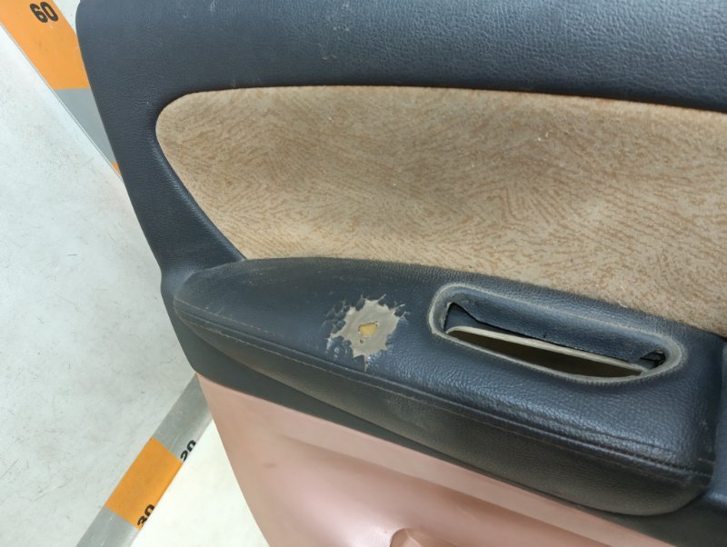 Обшивка двери