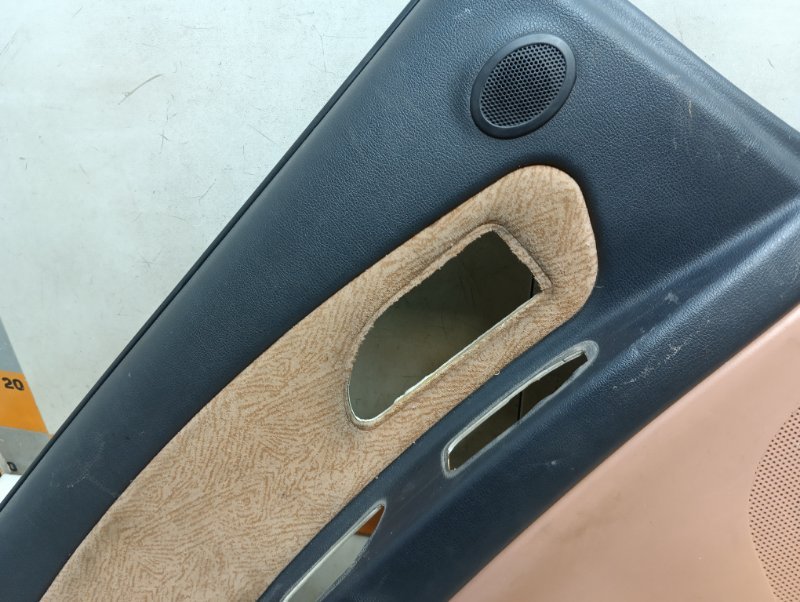 Обшивка двери