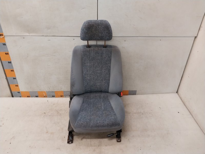 Сиденье переднее правое