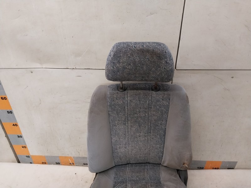 Сиденье переднее левое