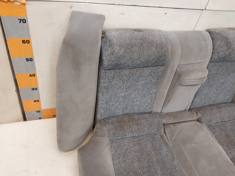 Сиденье салонное