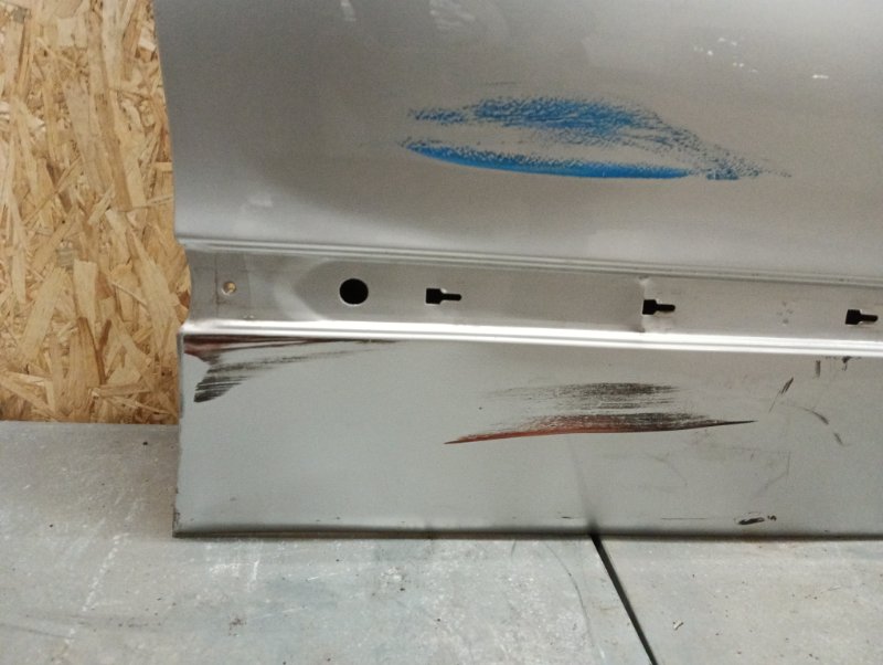 Дверь передняя правая