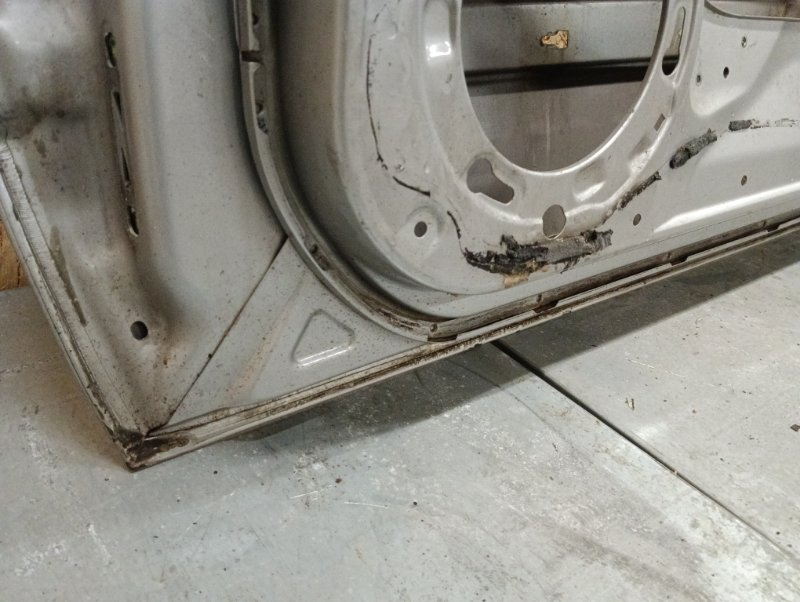 Дверь передняя правая